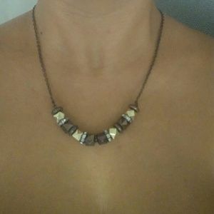 Women's necklace