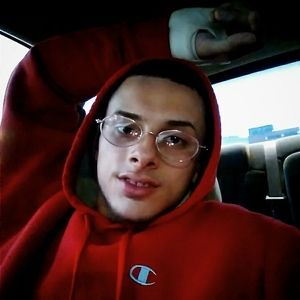 Meet your Posher, Tom