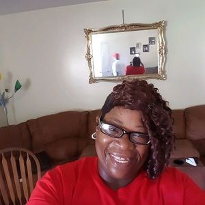 Meet your Posher, Vera