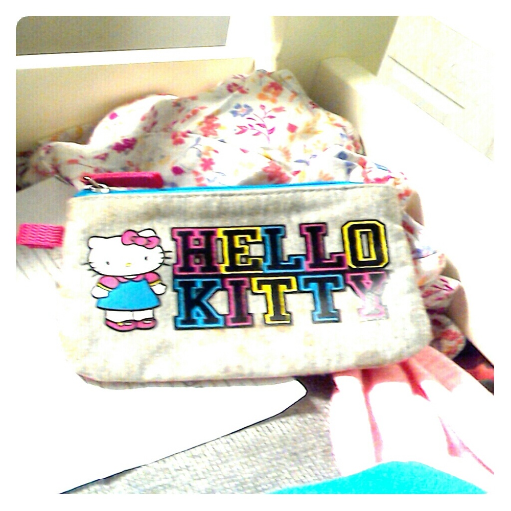 2 hellokitty mini kids purses