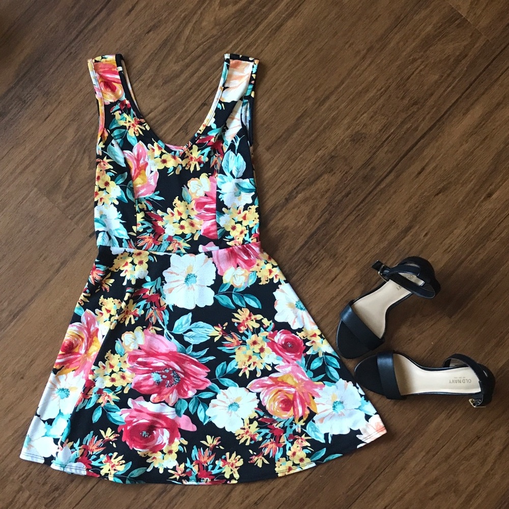 SOLD {Noble U} Floral Dress