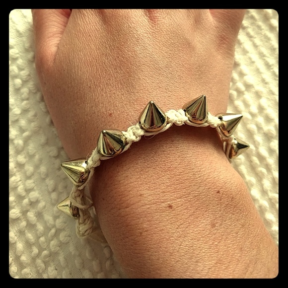 Gold Spike bracelet - Picture 1 of 6