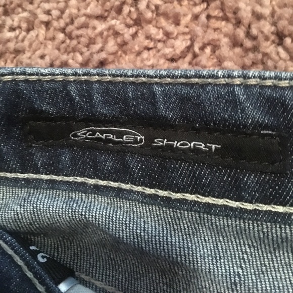 William Rast Jean Short - Picture 5 of 7