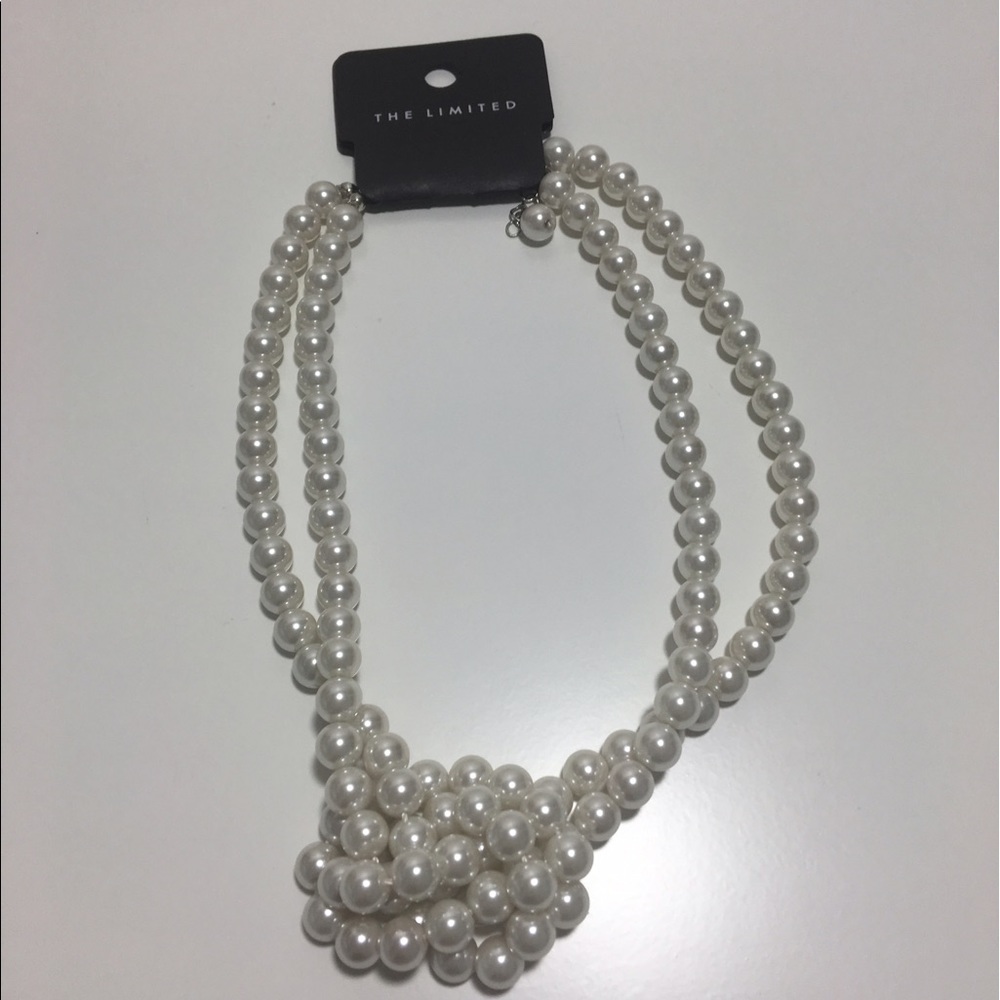 NWT The Limited Costume Pearl Necklace