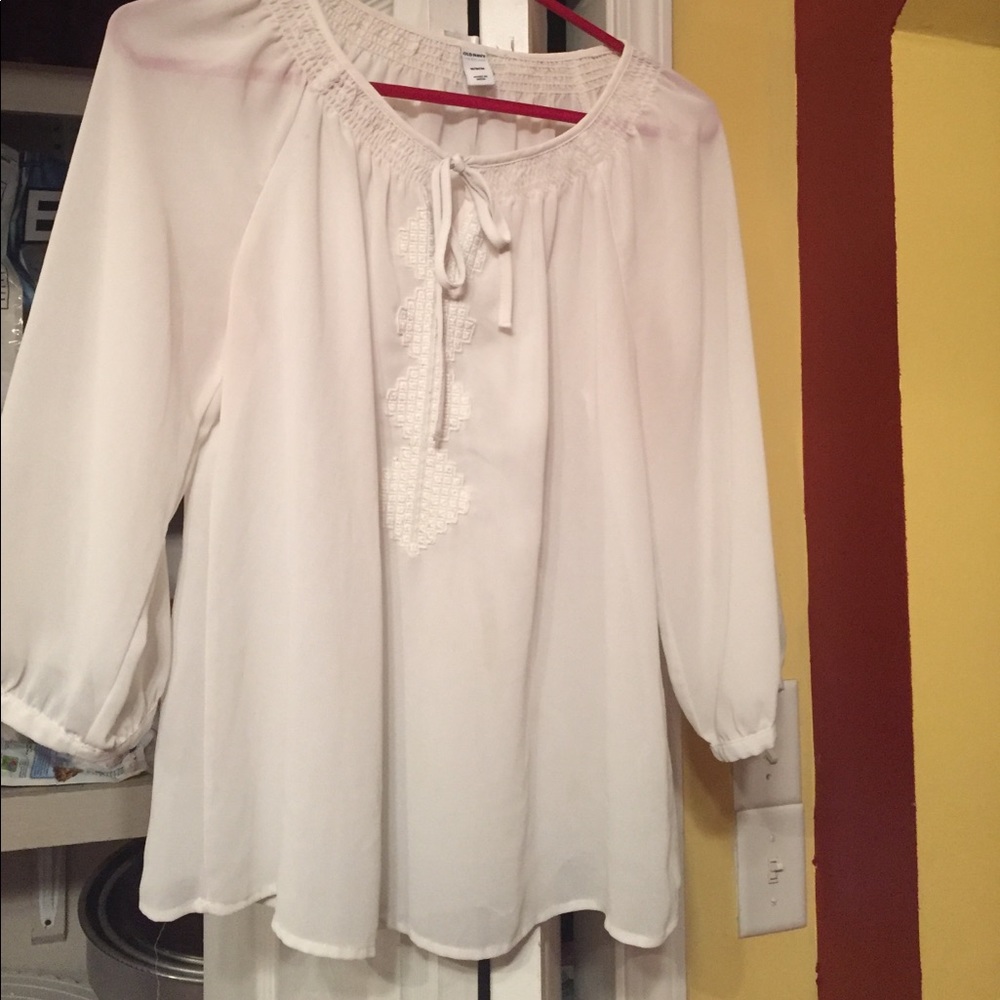 Cream Old Navy blouse