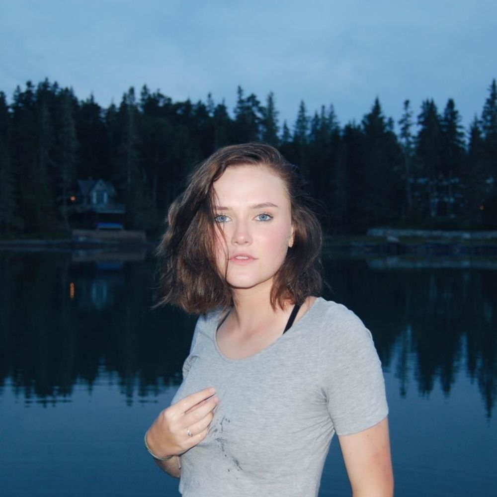 Meet your Posher, Cara