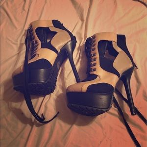 Very good condition boots