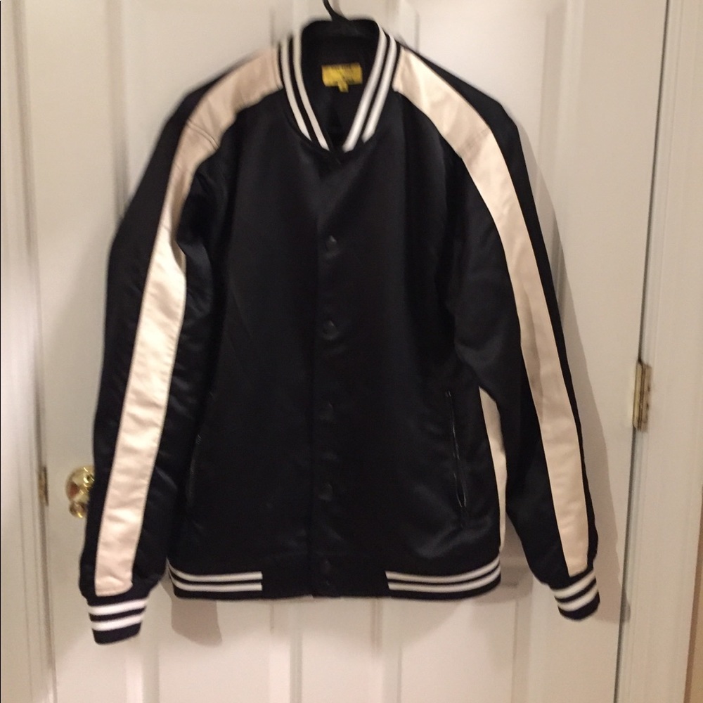 Bomber jacket