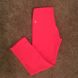 Brand New Fabletics Salar Capri in Coral