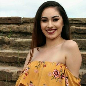 Meet your Posher, Janet