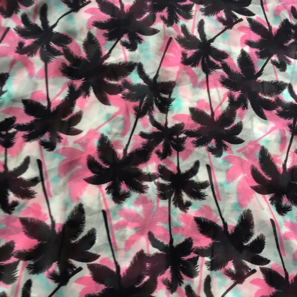 🍄Rue 21 Cover up or top 🍄 - Picture 4 of 8