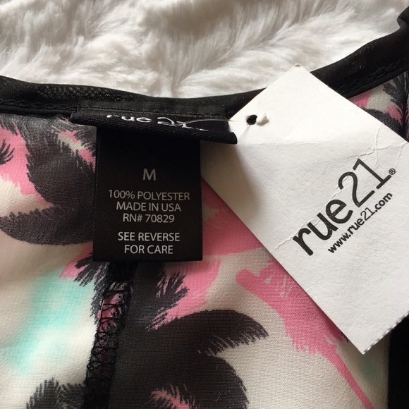 🍄Rue 21 Cover up or top 🍄 - Picture 5 of 8