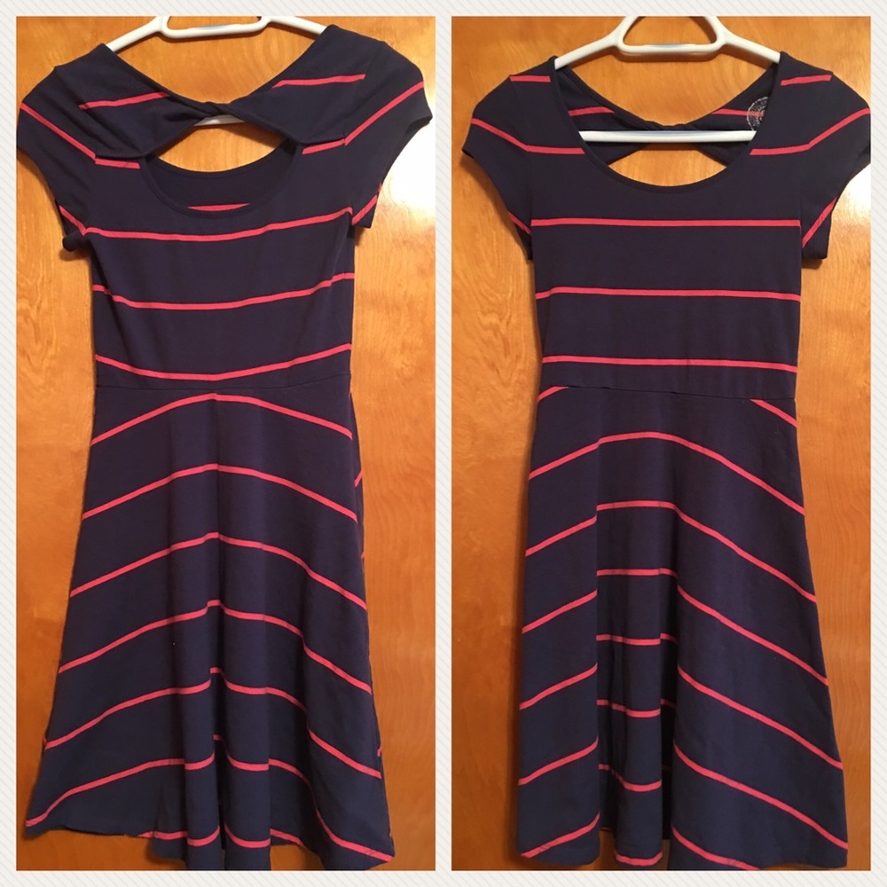 Sundress - Picture 3 of 4