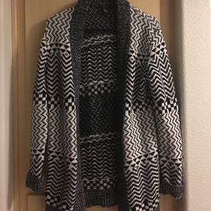 Sweater from forever 21 in great condition!