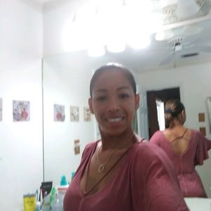 Meet your Posher, Yaquelin