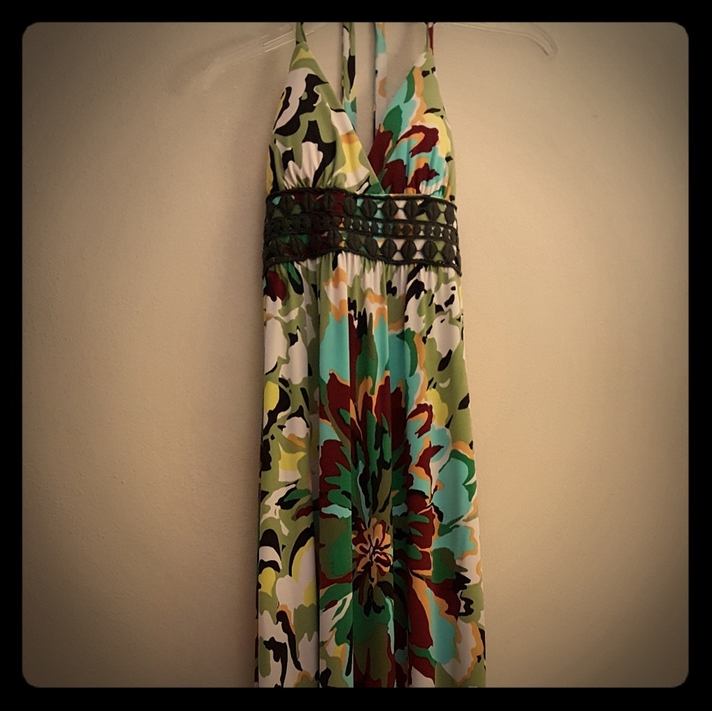 Halter floral maxi dress. Polyester