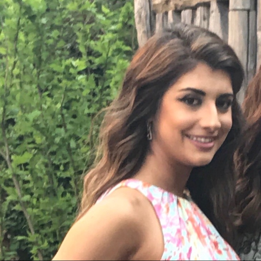 Meet your Posher, Jennifer