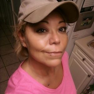 Meet your Posher, Charlene