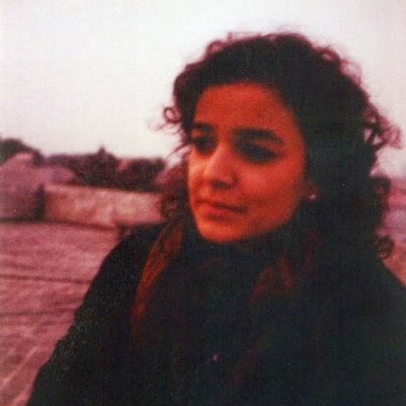 Meet your Posher, Fatima - Picture 1 of 1