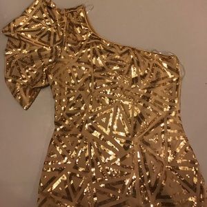 Gold sequence dress size med