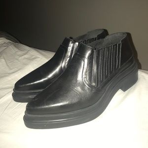 Zara platform oxfords. Size 8. Black leather.