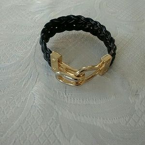 Women's bracelet