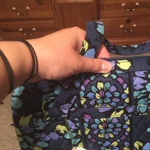 NWT: Vera Bradley in Indigo Pop
