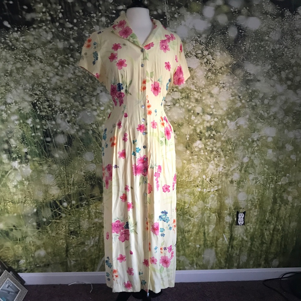 Vintage maxi floral dress