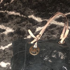 Black michael kors purse