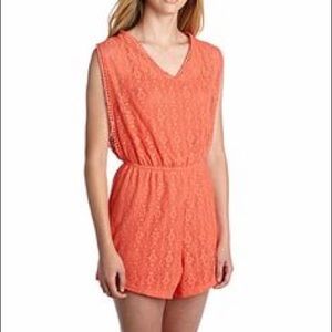 🍑 Almost Famous Coral Lace/Crochet Romper