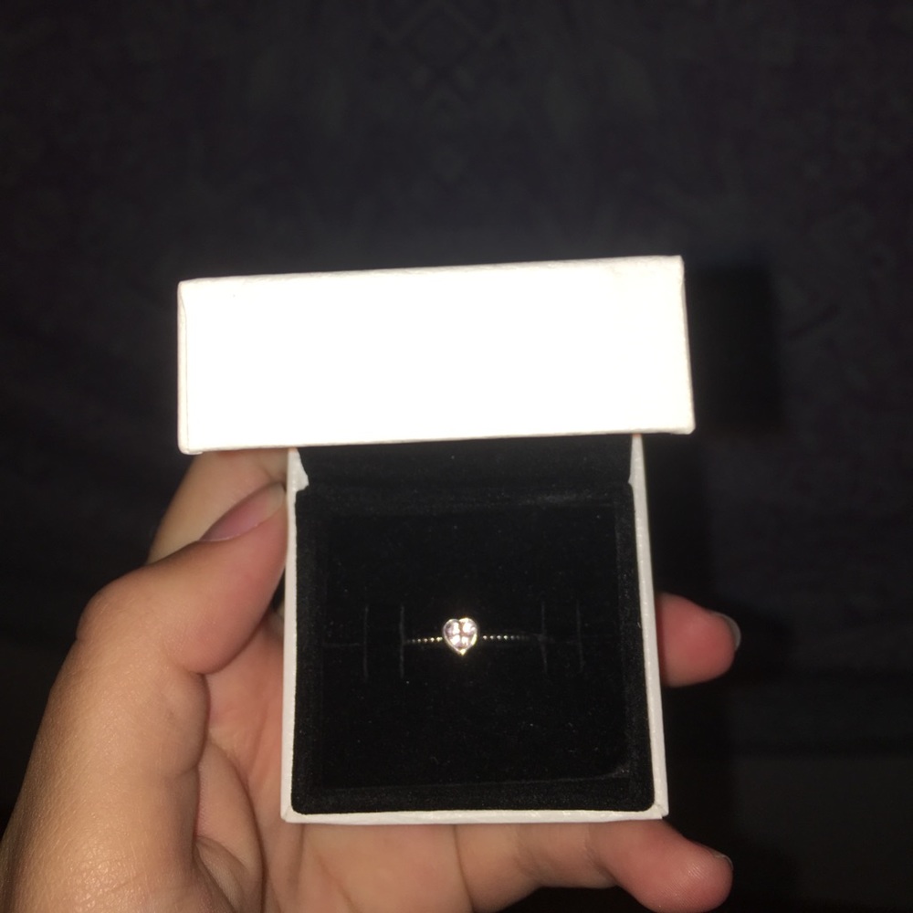 Pandora ring