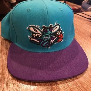 Charlotte Hornets Mitchell & Ness SnapBack
