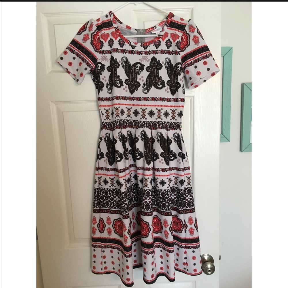 LulaRoe Paisley Amelia