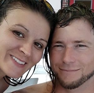 Meet your Posher, Candace