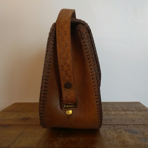 Vintage Hand Tooled Leather Handbag - Picture 4 of 7