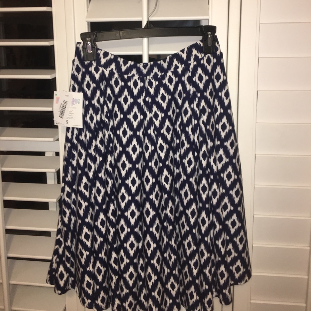 Brand New Never Worn LuLaRoe Skirt
