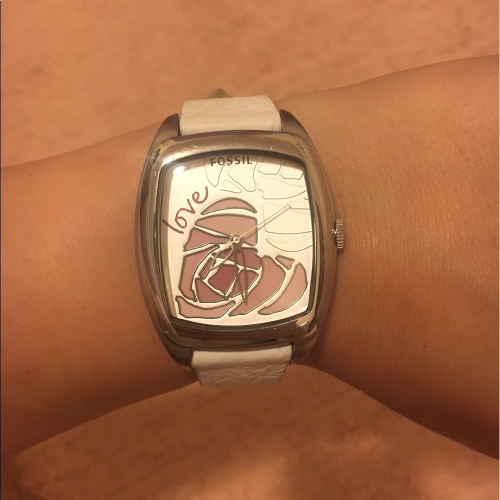 Woman's Fossil Watch Leather band