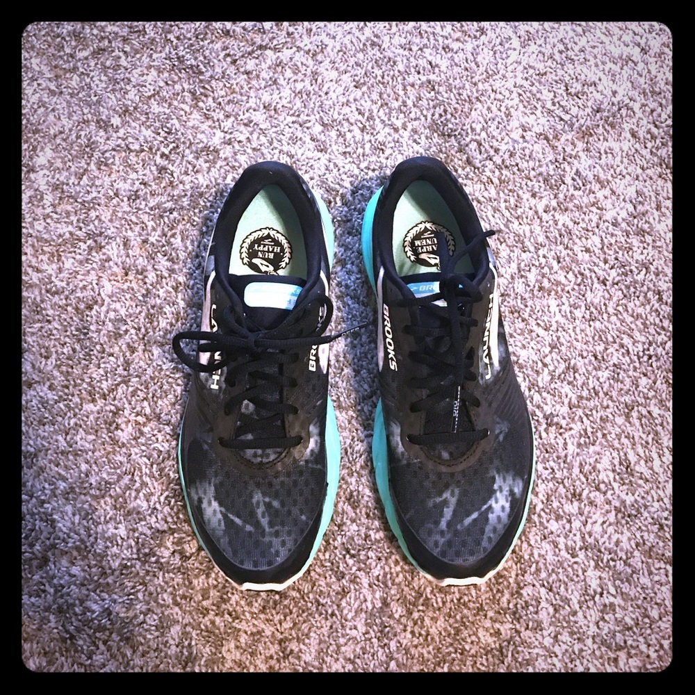 Brooks Launch 3 size 9.5