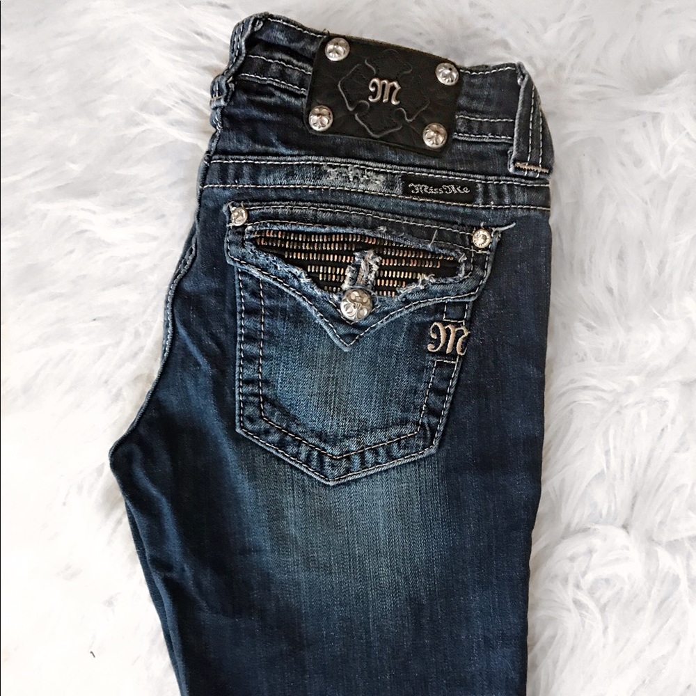 Miss Me Zipper Pocket Jeans Size 27