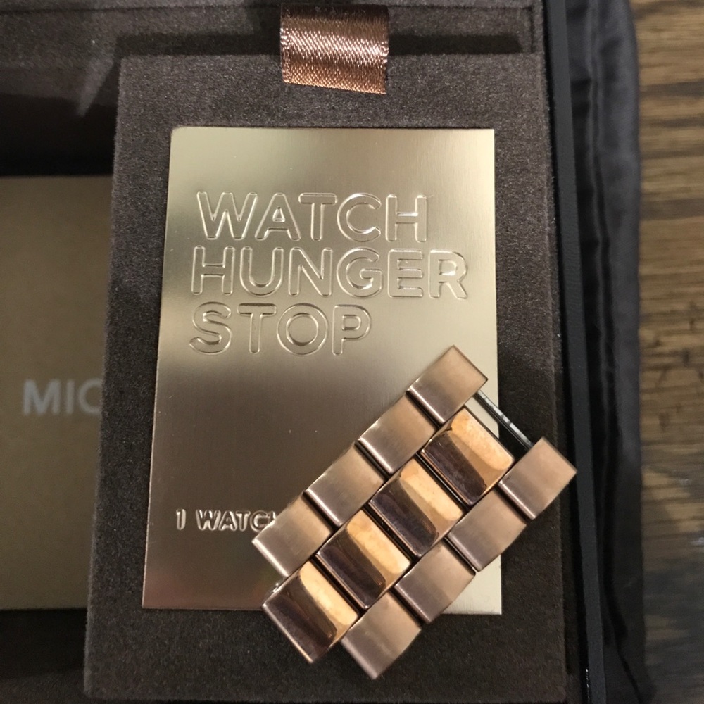 Michael Kors Rose Gold Watch Special Edition - Picture 6 of 6