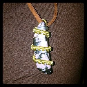 Pink agate stone wrap.