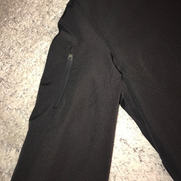 TAHARI - Picture 6 of 7