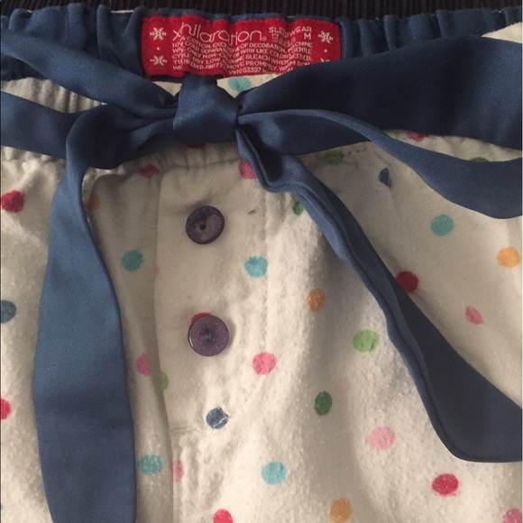 Xhilaration Polka Dot Pajama Shorts - Picture 4 of 4
