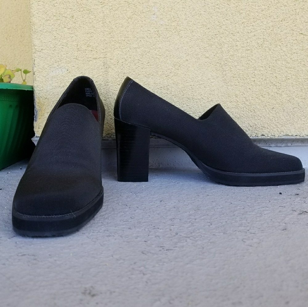 🚫SOLD🚫 Gloria Vanderbilt heels