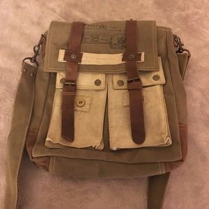 Messenger bag