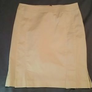 Bebe skirt. Perfect for work