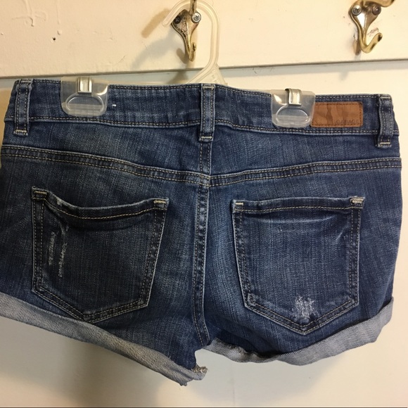 Shorts - Picture 2 of 2