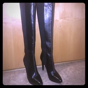 Neiman Marcus blck leather stretch kneehigh boots