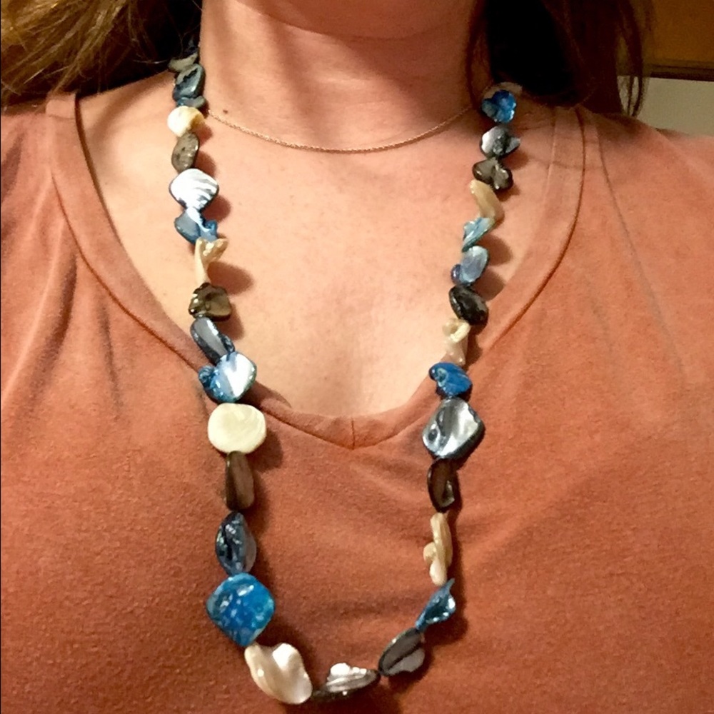 Shell necklace - Picture 2 of 4