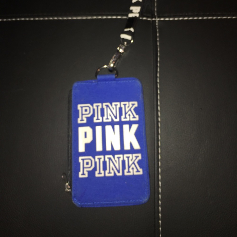 PINK VS id Holder